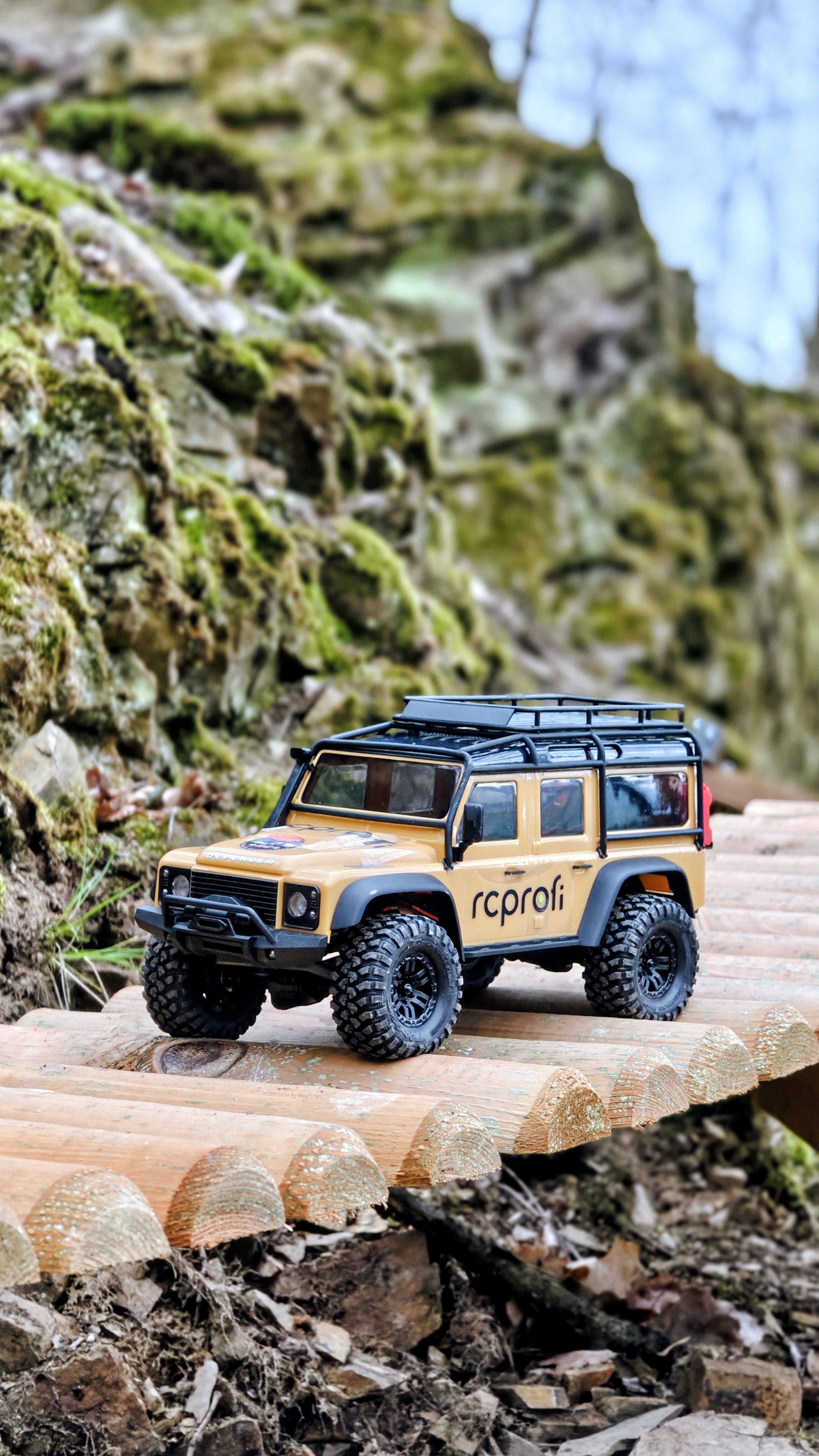 Arrma Kraton 6S EXB roller - fotka 2